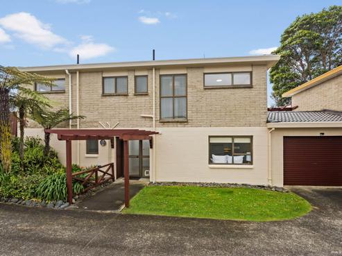 1/12 Eastwood Rise, Browns Bay