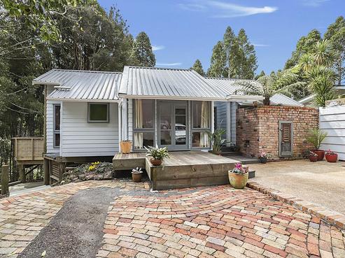 12 Brownie Road, Laingholm