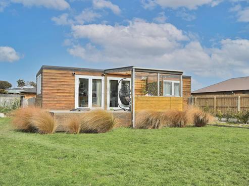 45 Ball Street, Kingswell