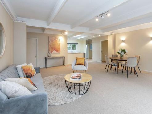 2/19 Haseler Crescent, Howick