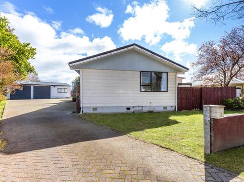 32 Poihaere Street, Turangi