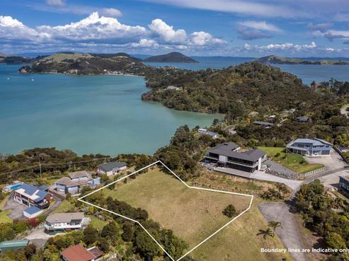 125 Huihana Lane, Coromandel