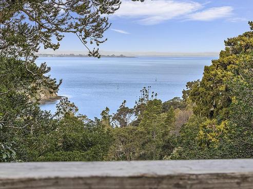 46 Tinopai Road, Titirangi