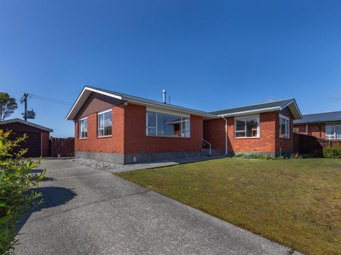18 Whitcombe Terrace, Hokitika