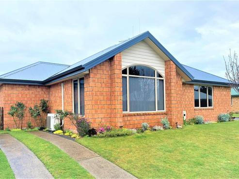 5 Blue Cedar Lane, Enderley