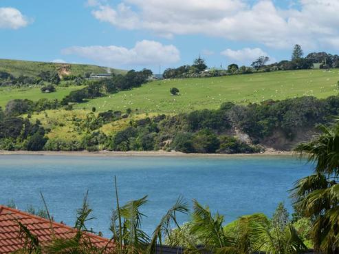 12 Clansman Terrace, Gulf Harbour