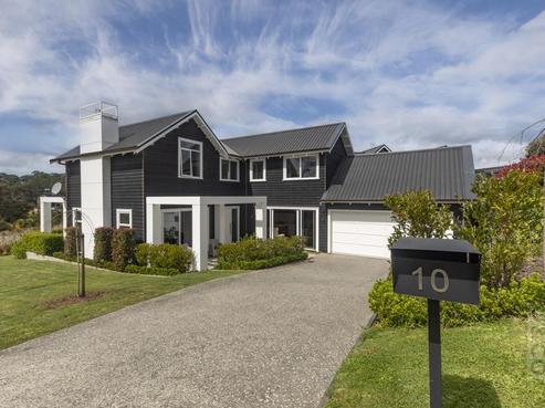 10 Tauwaka Crescent, Riverhead