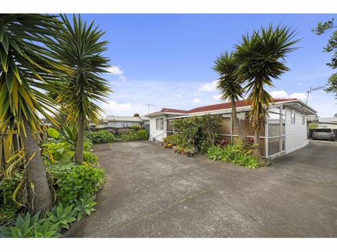 136 Mahia Road, Wattle Downs
