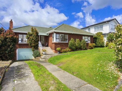 1 Roseberry Avenue, Birkenhead