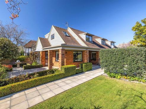 15 Thurlestone Place, Burnside
