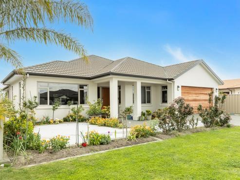 18 Pania Place, Poraiti