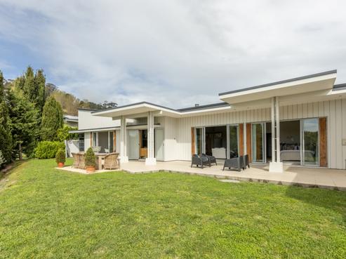 106 Black Barn Road, Havelock North