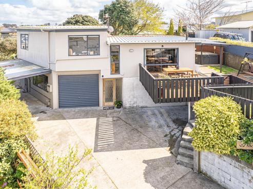 15 Fox Road, Springvale