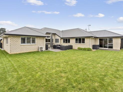 13 Twin Willow Close, Cambridge