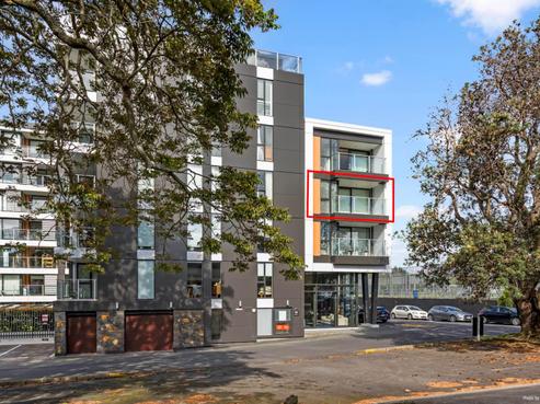 311/10 Lion Place, Epsom