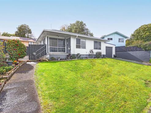 76 Fairview Street, Chartwell