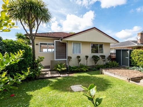 68 Bradbury Road, Botany Downs