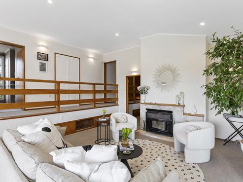 26 Voltaire Street, Karori