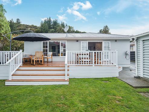 7 Trelawney Road, Wainuiomata