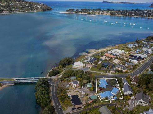213 Main Road, Tairua