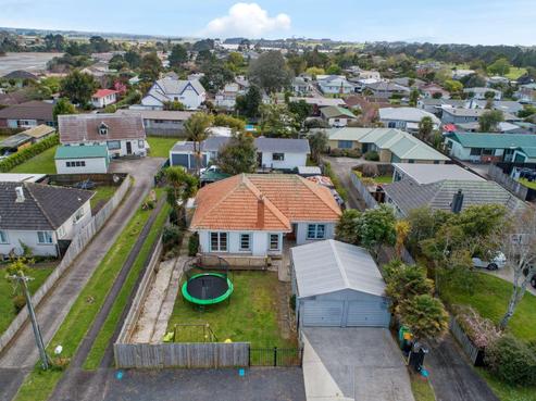 8 Howden Street, Waiuku