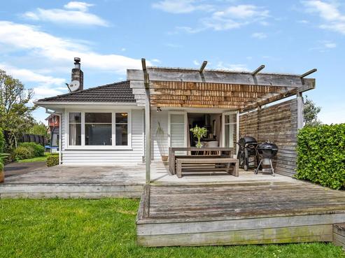 1/13 Essex Street, Te Atatu South