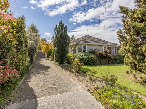 130 Vagues Road, Northcote