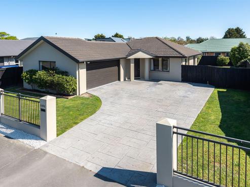 151 Saint Johns Street, Bromley