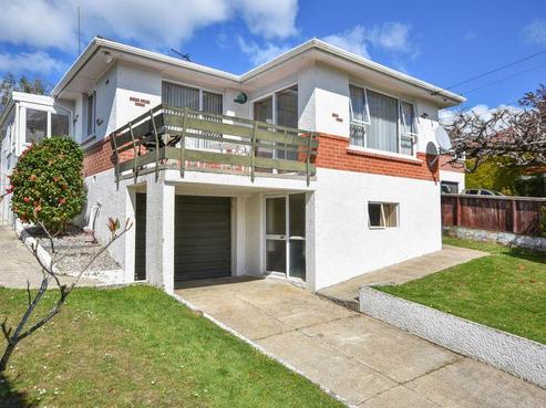 14 Martin Road, Fairfield
