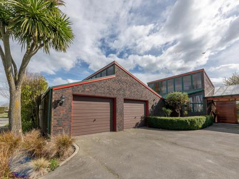 93 Albert Street, Elgin