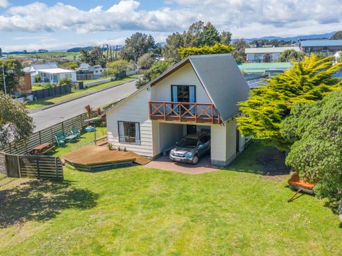 8 Achilles Avenue, Waitarere Beach
