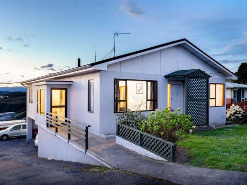 176 Mornington Road, Kenmure