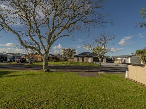 12 Whitby Avenue, Whitianga