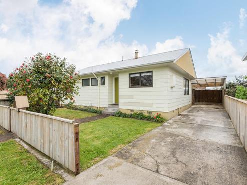 2/2 Bryant Road, Brightwater