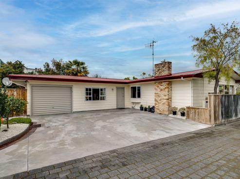 2/100 Avondale Road, Taradale