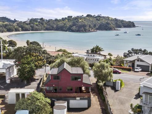 134 Ocean View Road, Oneroa