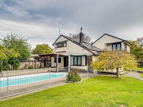 802 Collinge Road, Mayfair