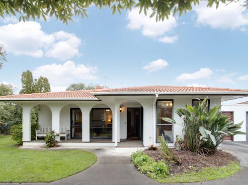 1/911 Queen Street East, Parkvale