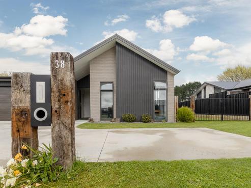 38 Oak Ridge Drive, Te Awamutu