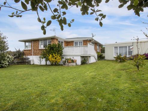 8 Bradford Street, Waihi
