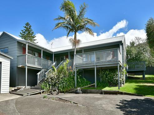 59 Elliston Crescent, Stanmore Bay
