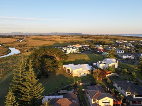 14 Island View Heights, Coastlands