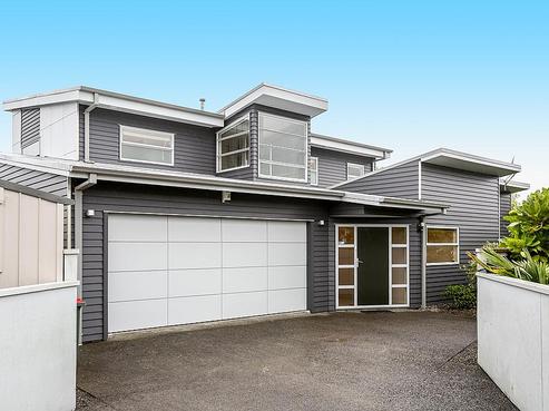 7 Willow Place, Whalers Gate