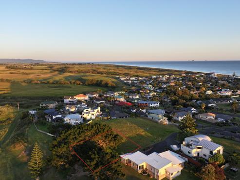 18 Island View Heights, Coastlands