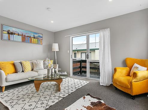 1/73 Redcrest Avenue, Red Hill