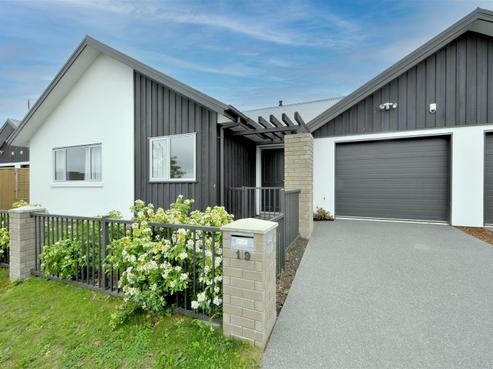 19 Farnborough Way, Rolleston