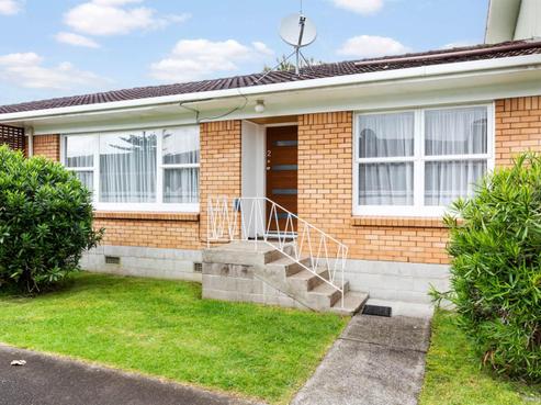769 Beach Road, Browns Bay