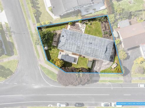 10 Whiteacres Drive, Sunnyhills