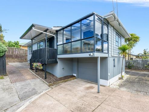 1066A Beach Road, Torbay
