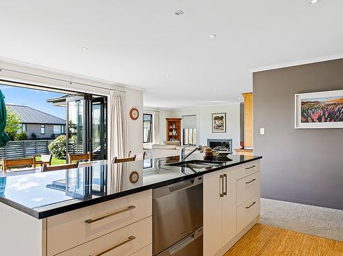 2 Kawari Drive, Pegasus